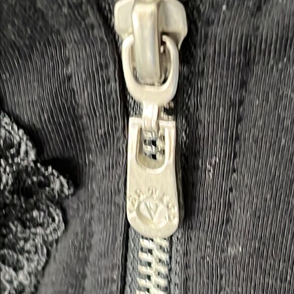 Vertigo Paris Black Bomber Jacket with Military-Inspired Details - Picture 5 of 7
